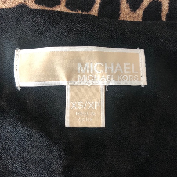 Michael Kors cheetah ruffled wrap dress - Picture 4 of 4